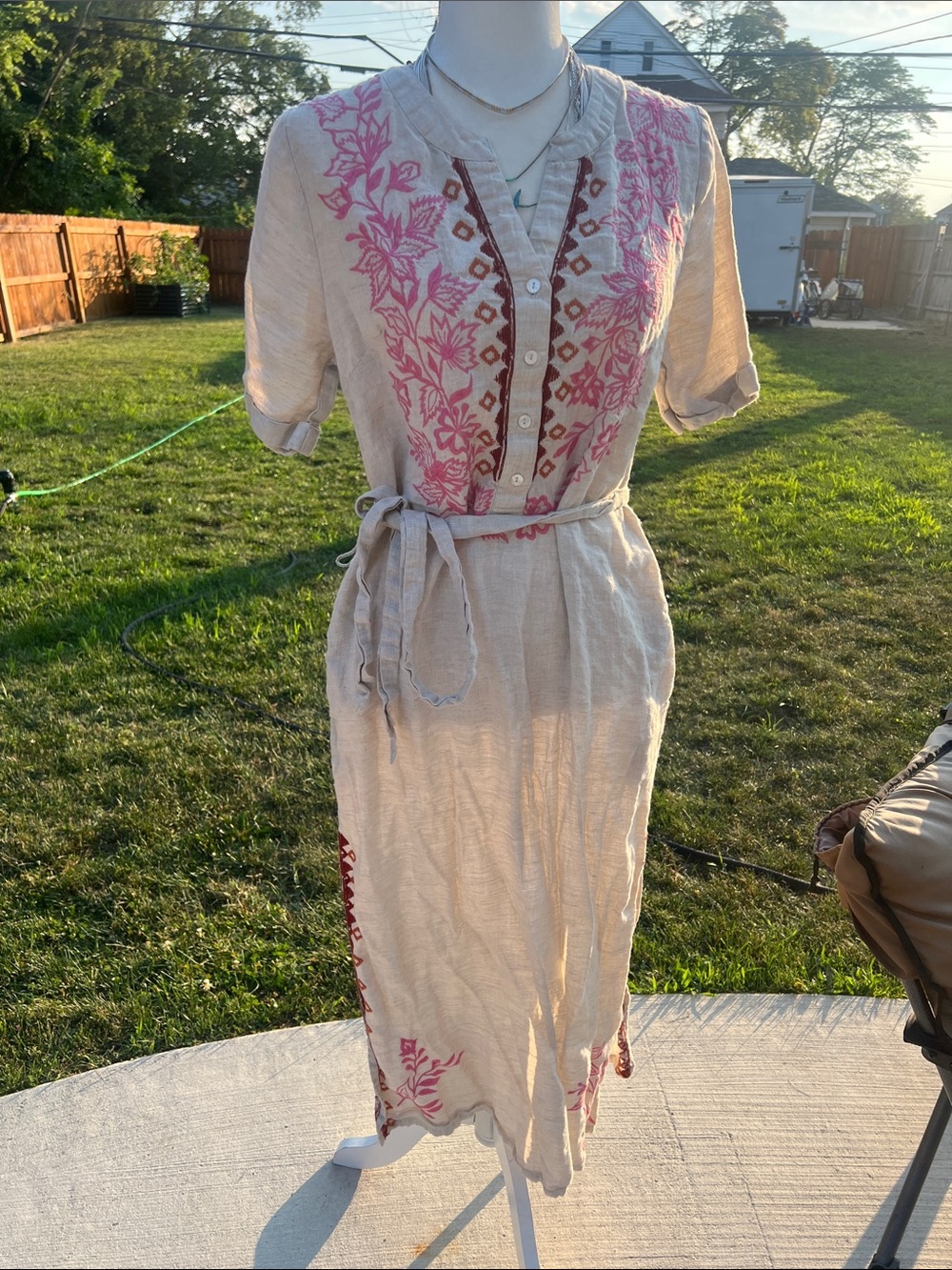 Sundance boutique cream dress with pink embroidery